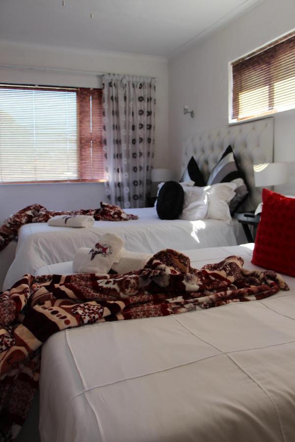 קייפטאון Turning Point Bed & Breakfast מראה חיצוני תמונה