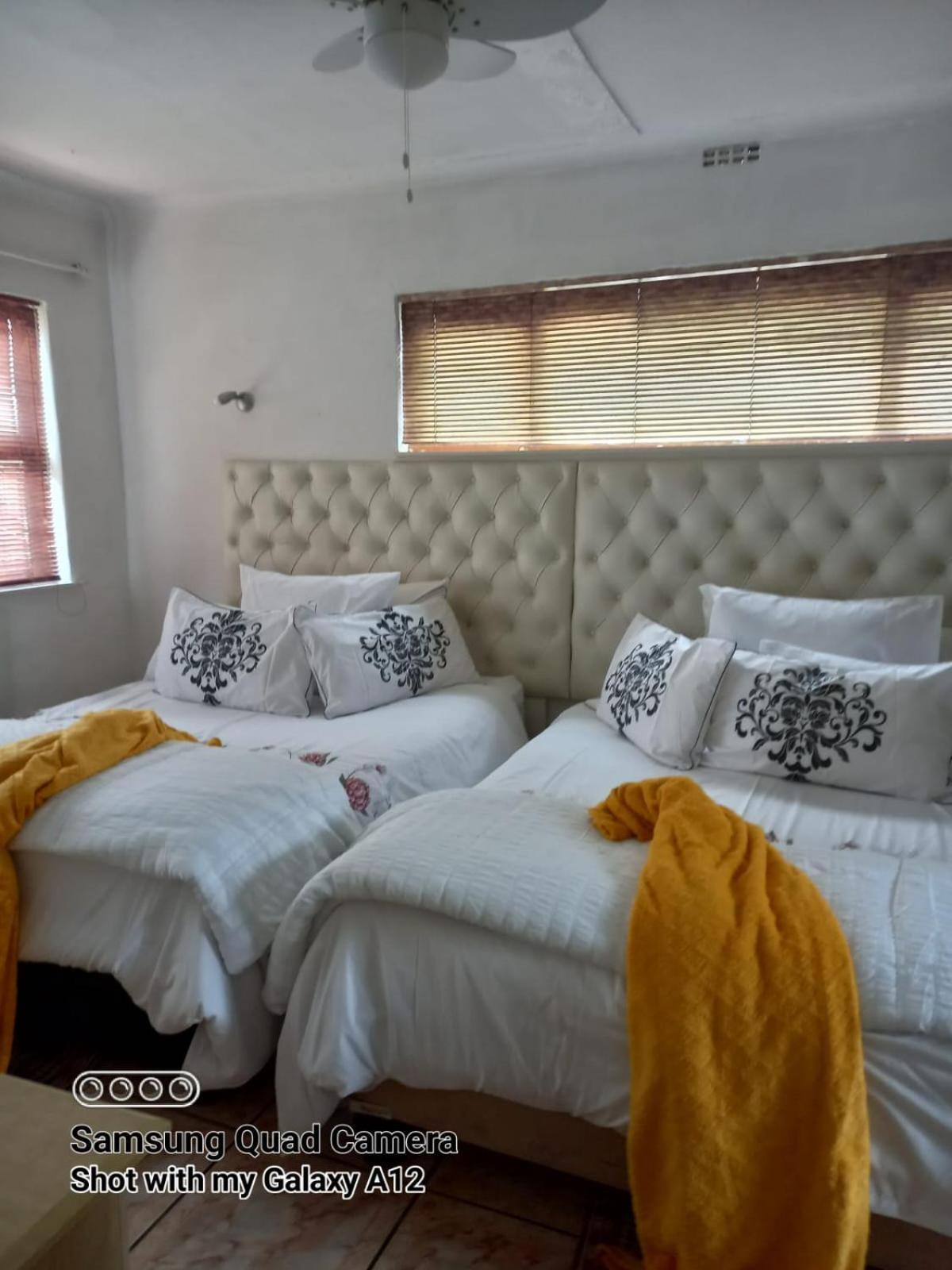 קייפטאון Turning Point Bed & Breakfast מראה חיצוני תמונה