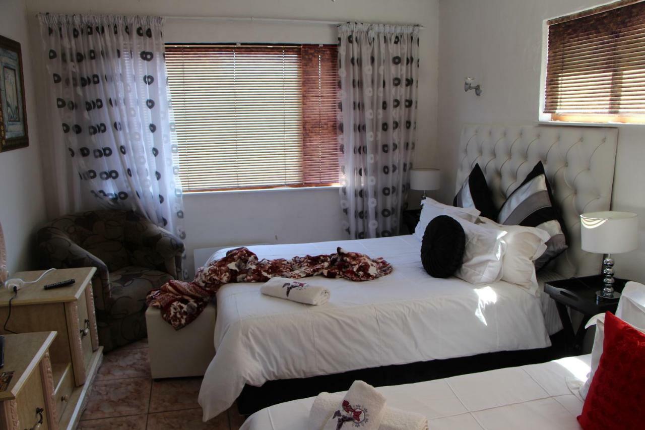 קייפטאון Turning Point Bed & Breakfast מראה חיצוני תמונה