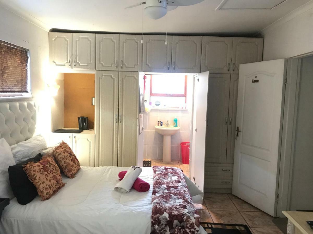 קייפטאון Turning Point Bed & Breakfast מראה חיצוני תמונה