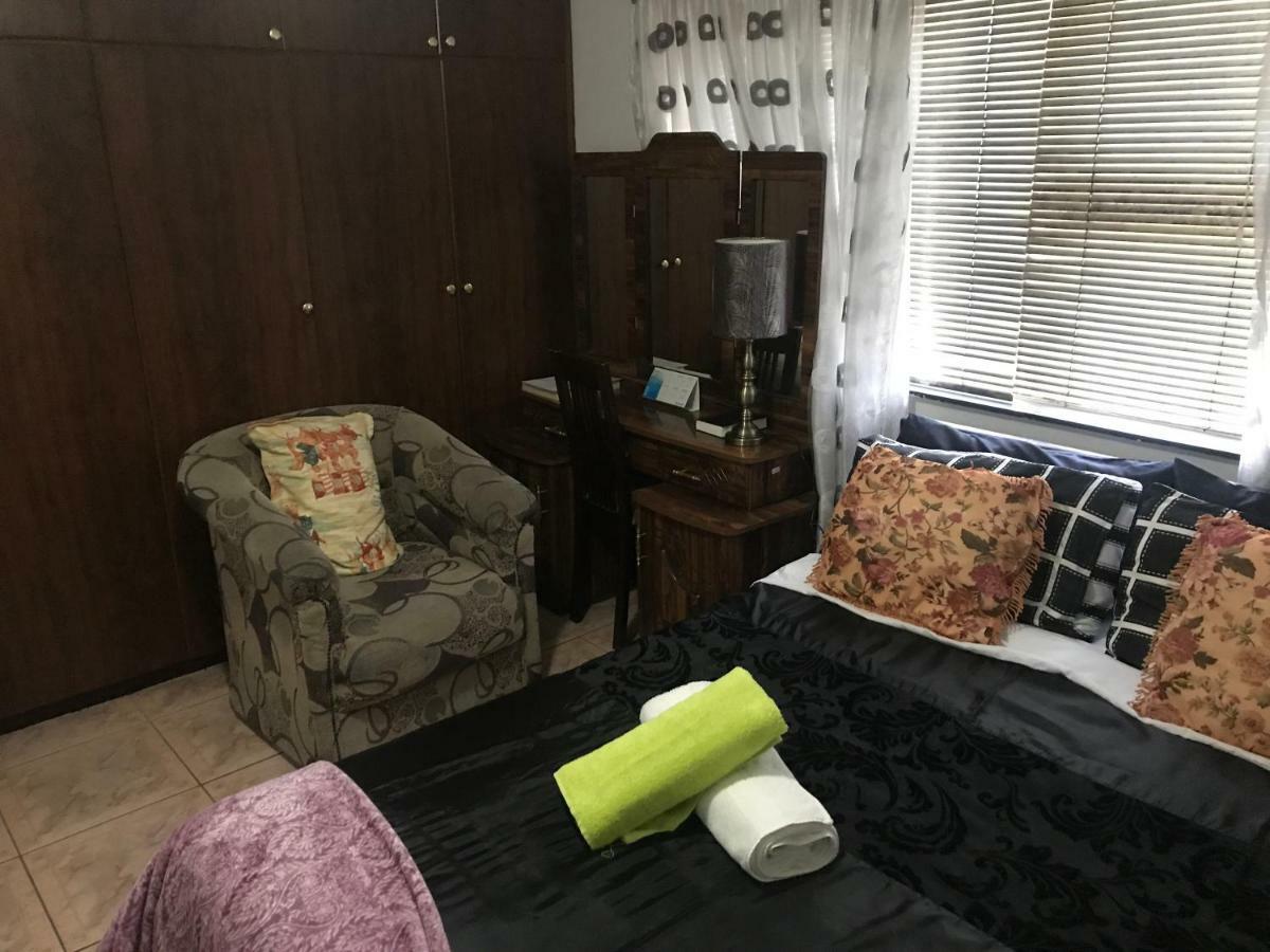 קייפטאון Turning Point Bed & Breakfast מראה חיצוני תמונה