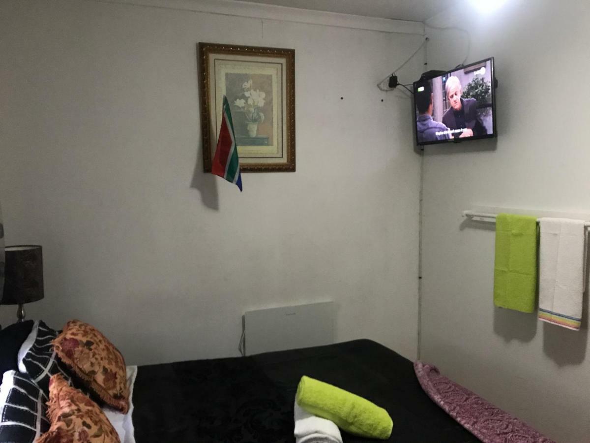 קייפטאון Turning Point Bed & Breakfast מראה חיצוני תמונה